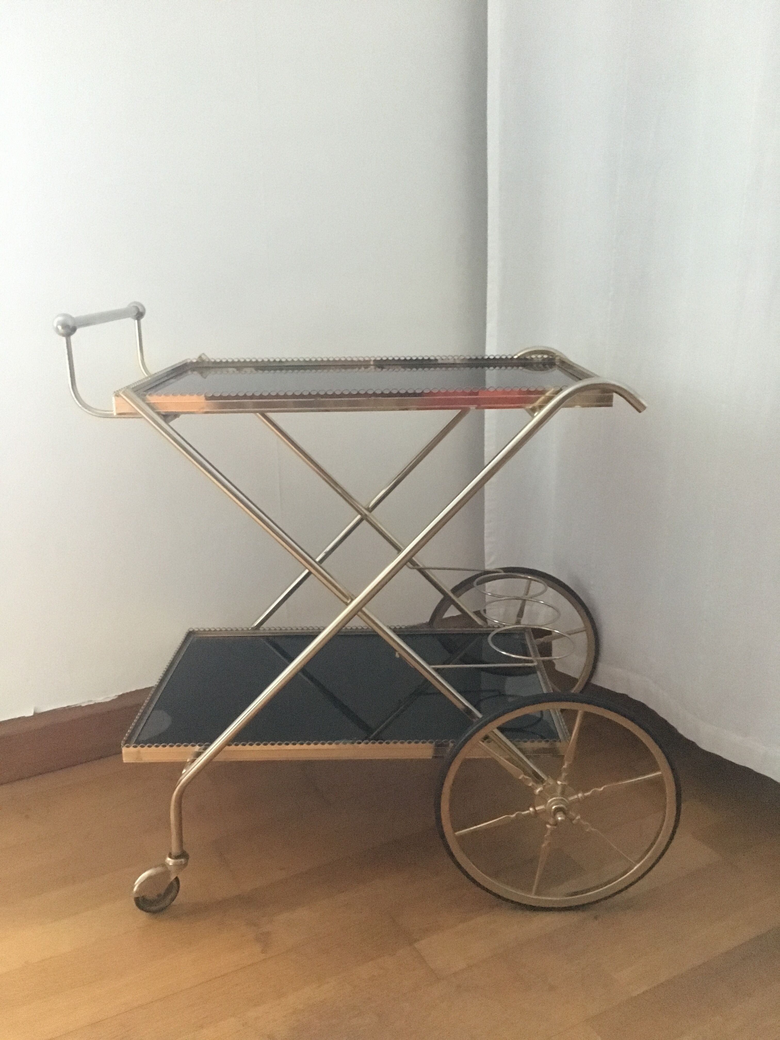 Vintage gold rolling dessert