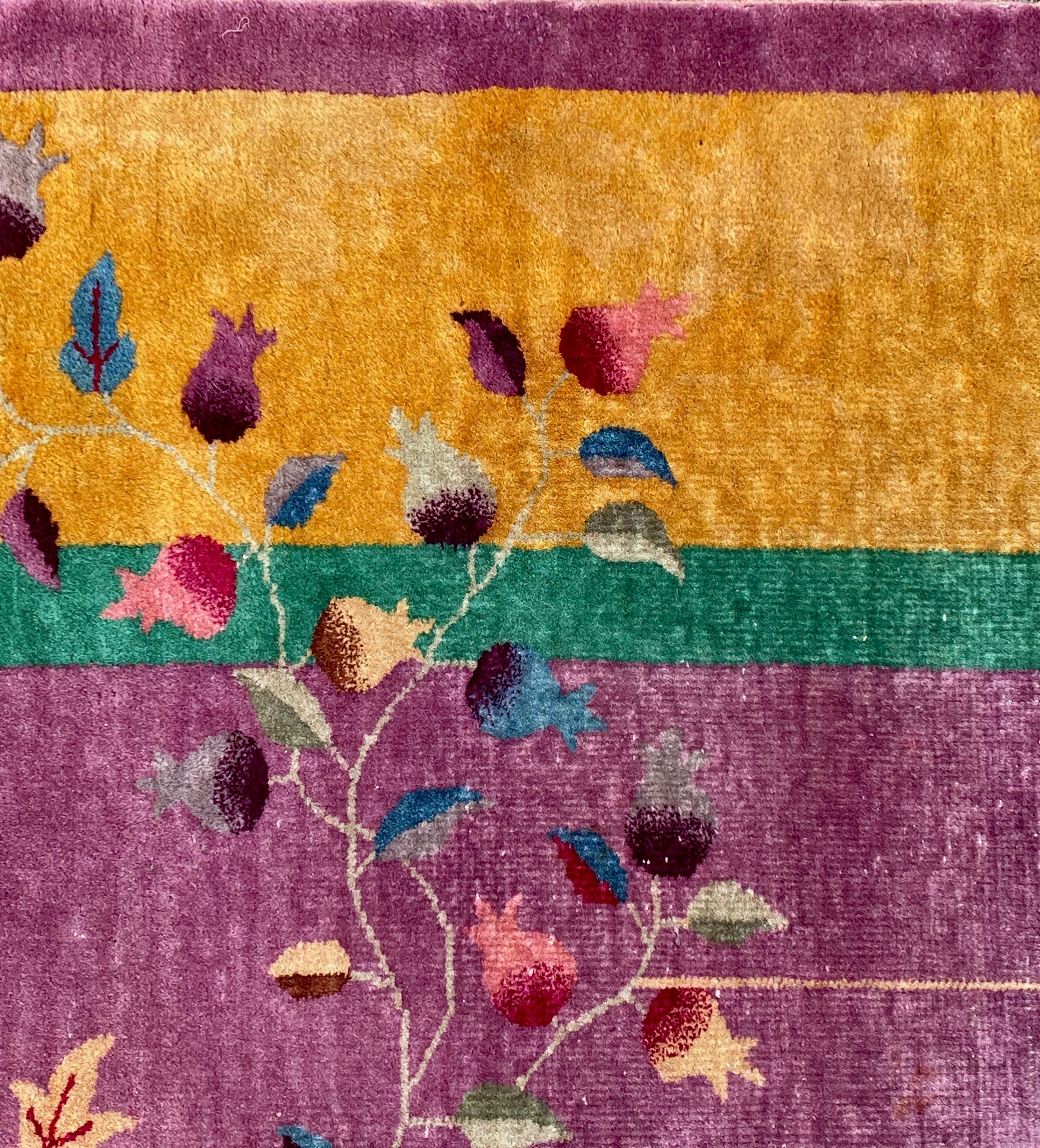 Chinese carpet in pure wool. Old 1920 . 272cm x 342cm
