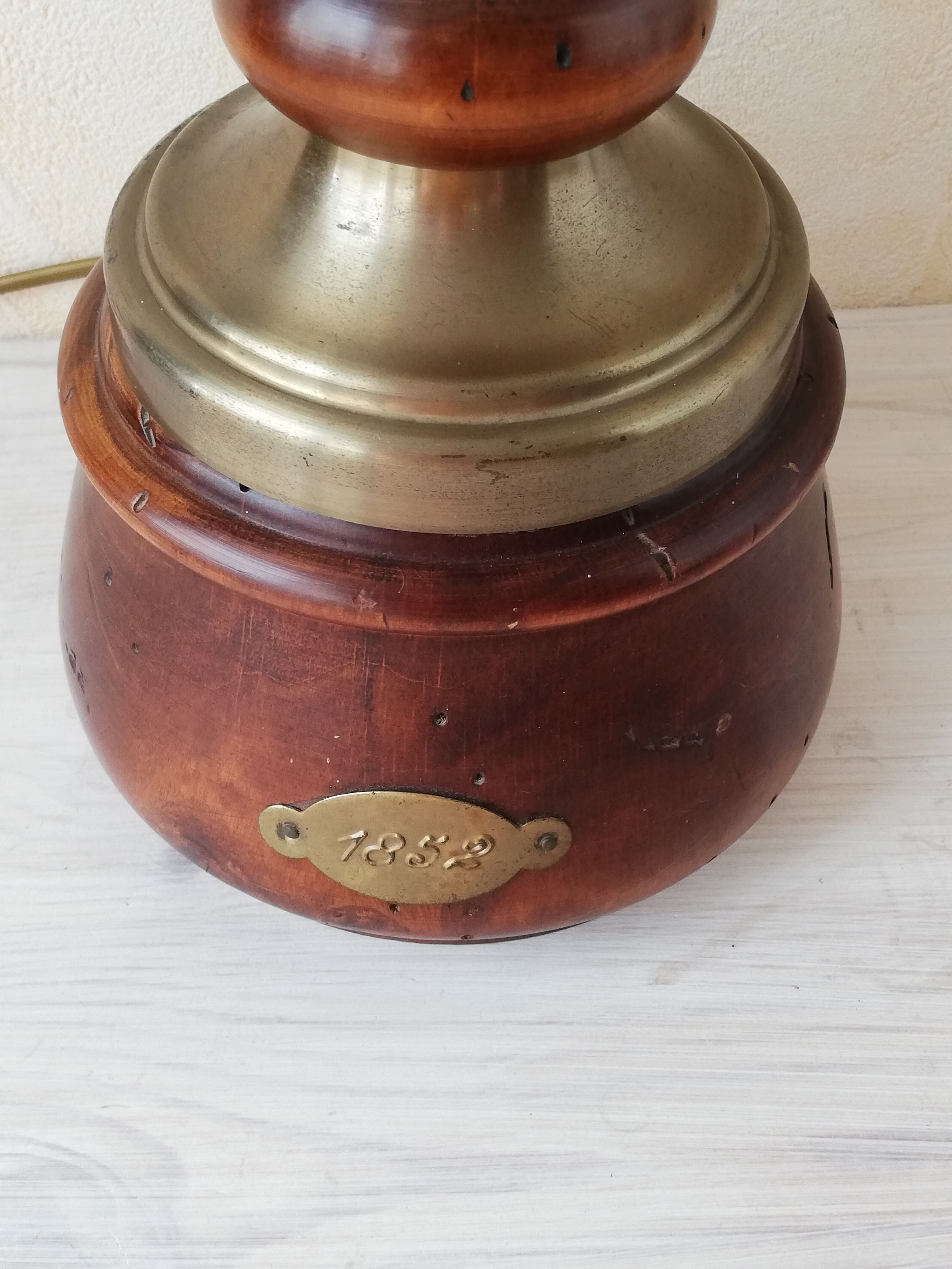 Nova Italy table lamp