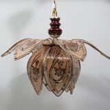 Vintage elegant vintage lotus pendant lamp with a warm glow!