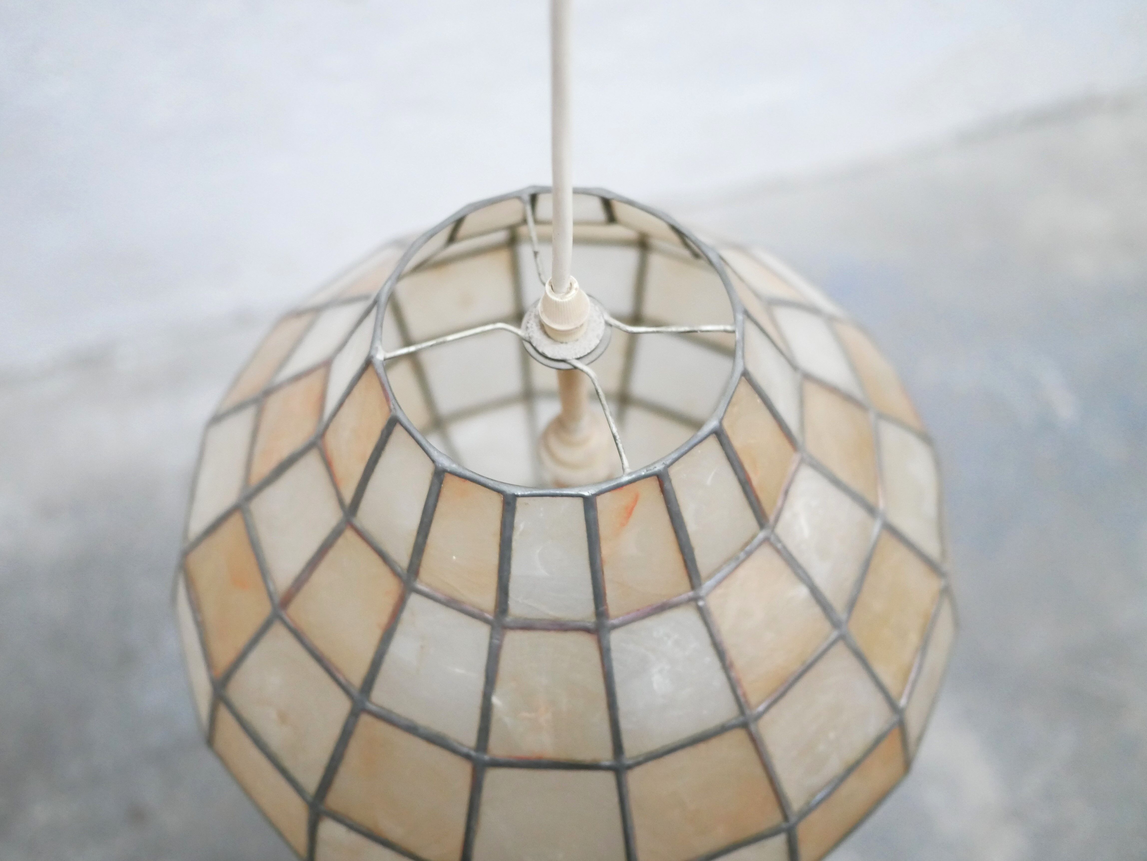 Vintage mother-of-pearl pendant lamp