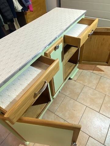 Vintage Mado sideboard 💥