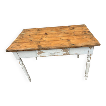 Table de cuisine rustique
