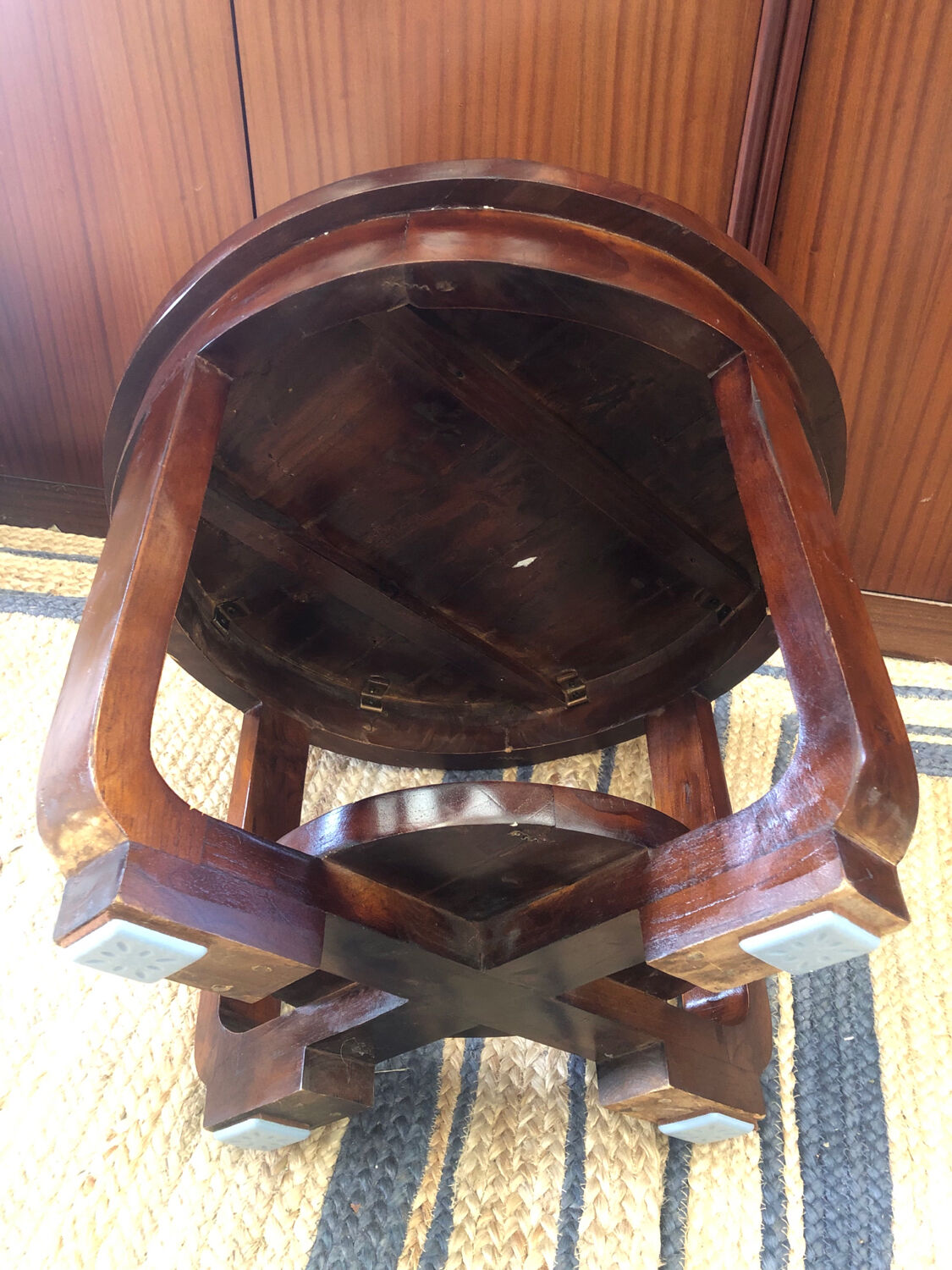 Art deco pedestal table