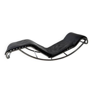 LC4 chaise longue model by Le Corbusier, Charlotte Perriand
