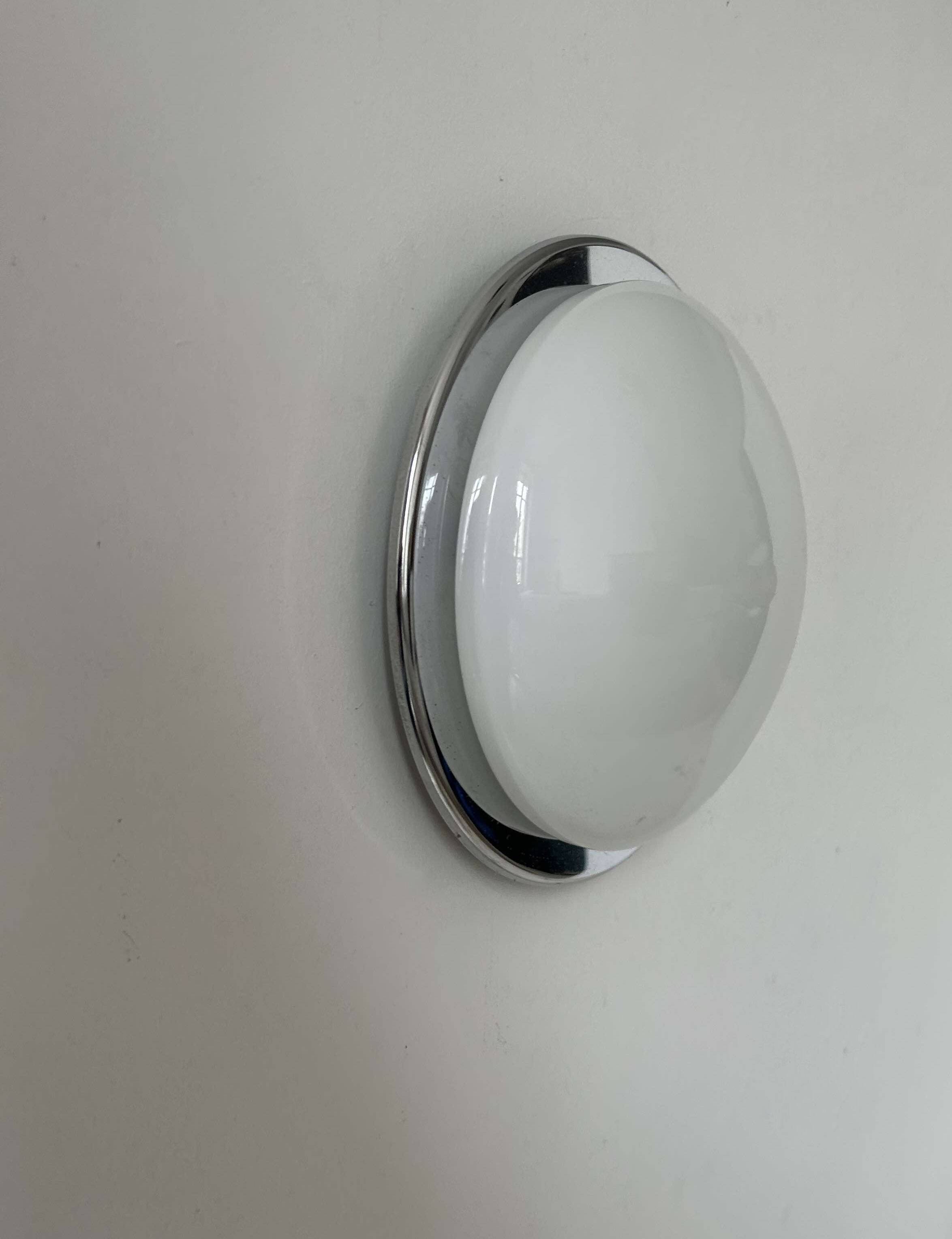 Vintage wall light, chrome and opaline, France 1960