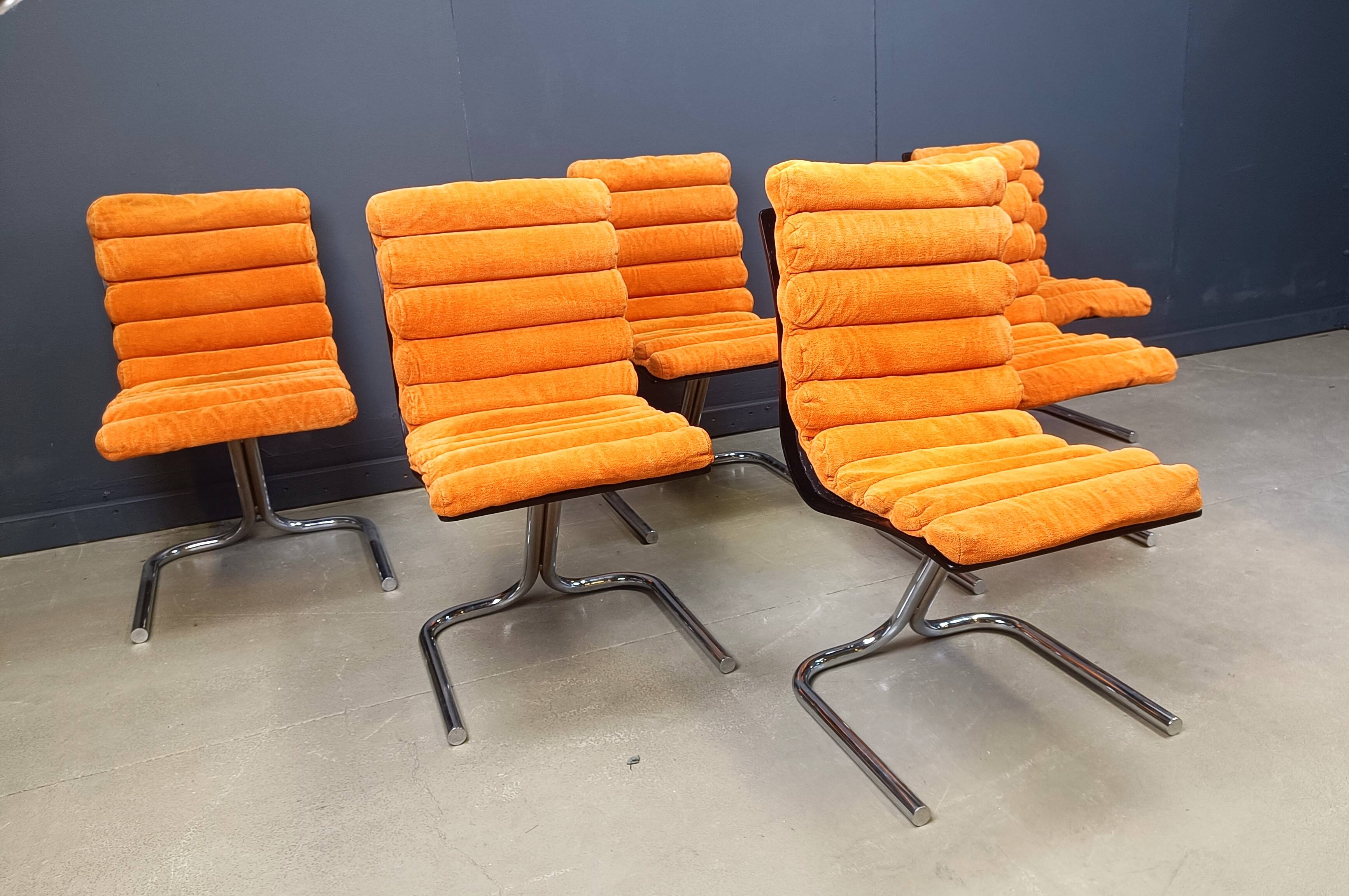 Set of 6 Space Age Dining Chairs, 1970s