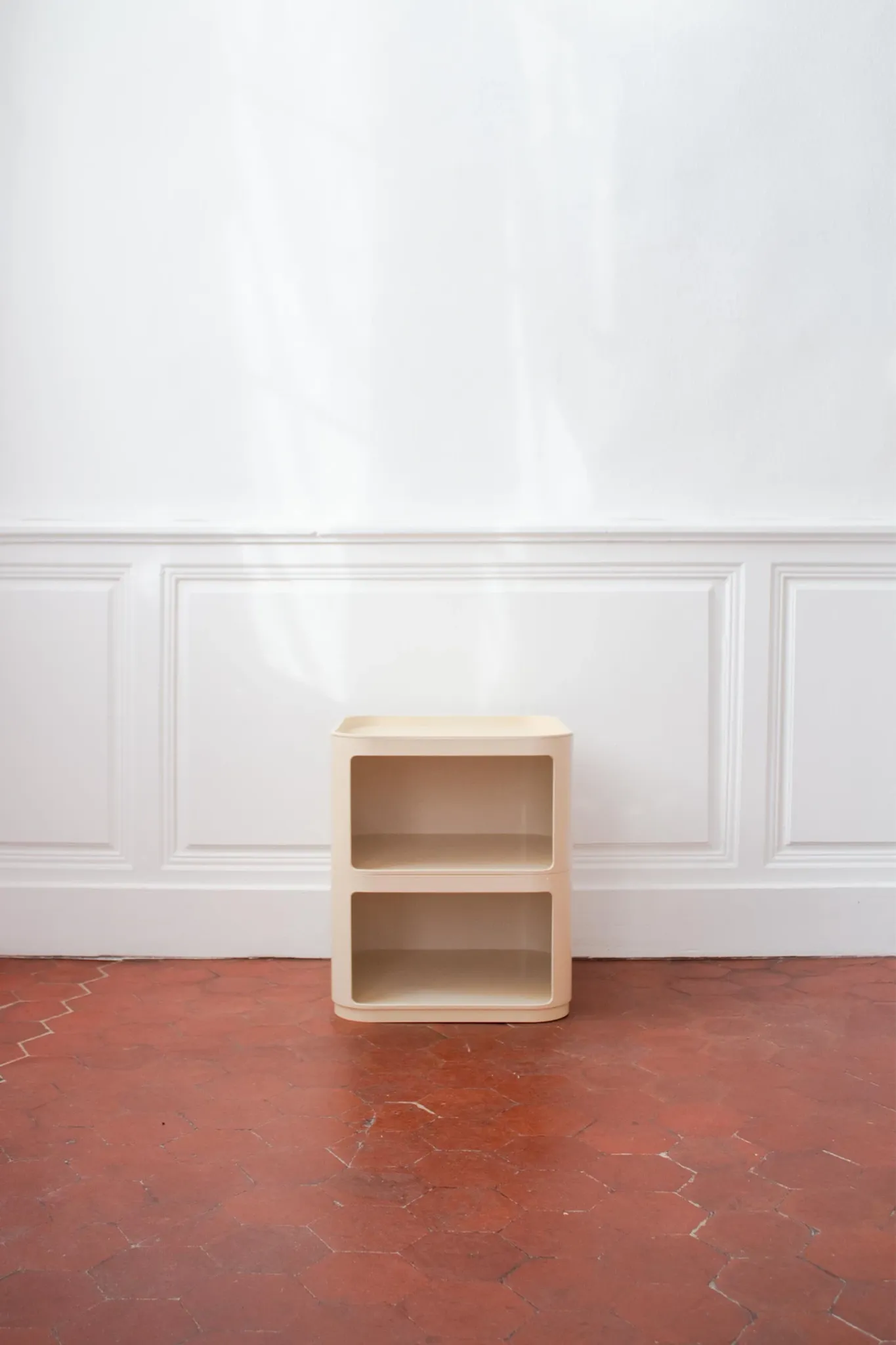 Vintage Componibili by Anna Castelli Ferrieri for Kartell, cream white,