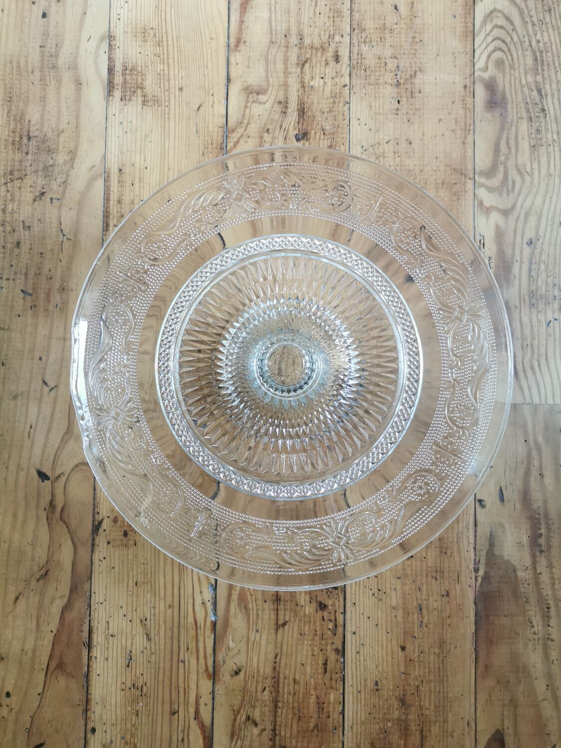 Vintage cake stand