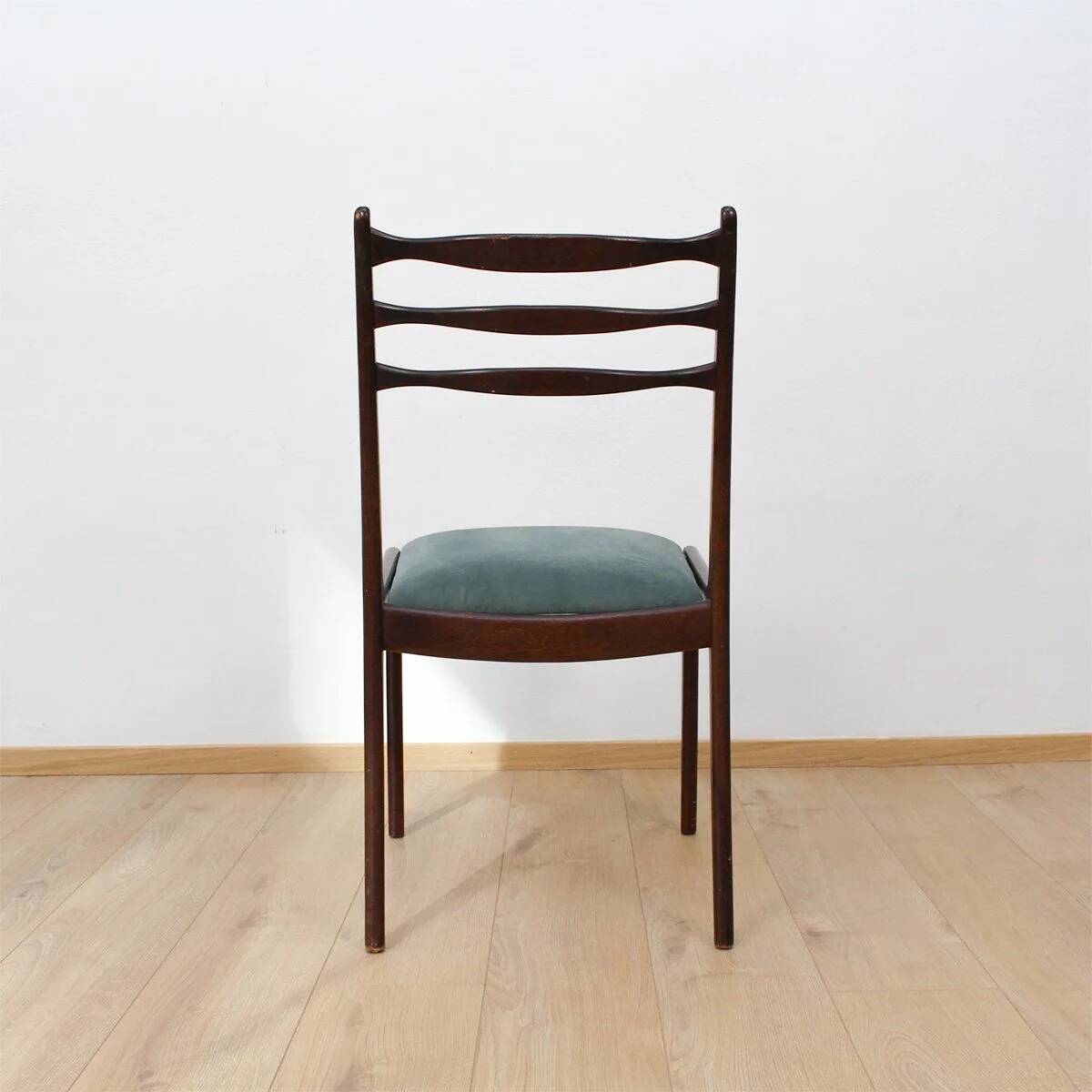Ensemble de 2 chaises en bois de Wiesner-Hager.