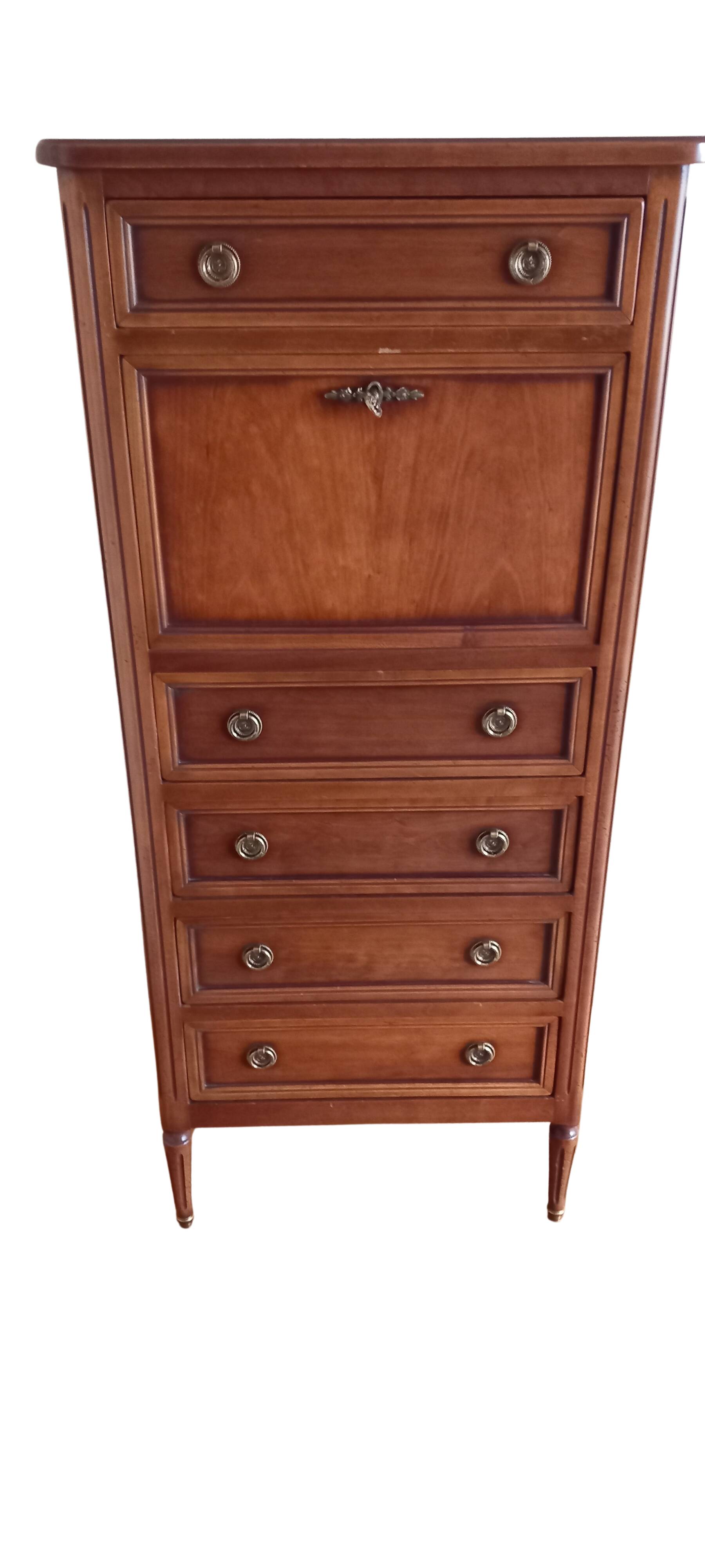 Secretaire
