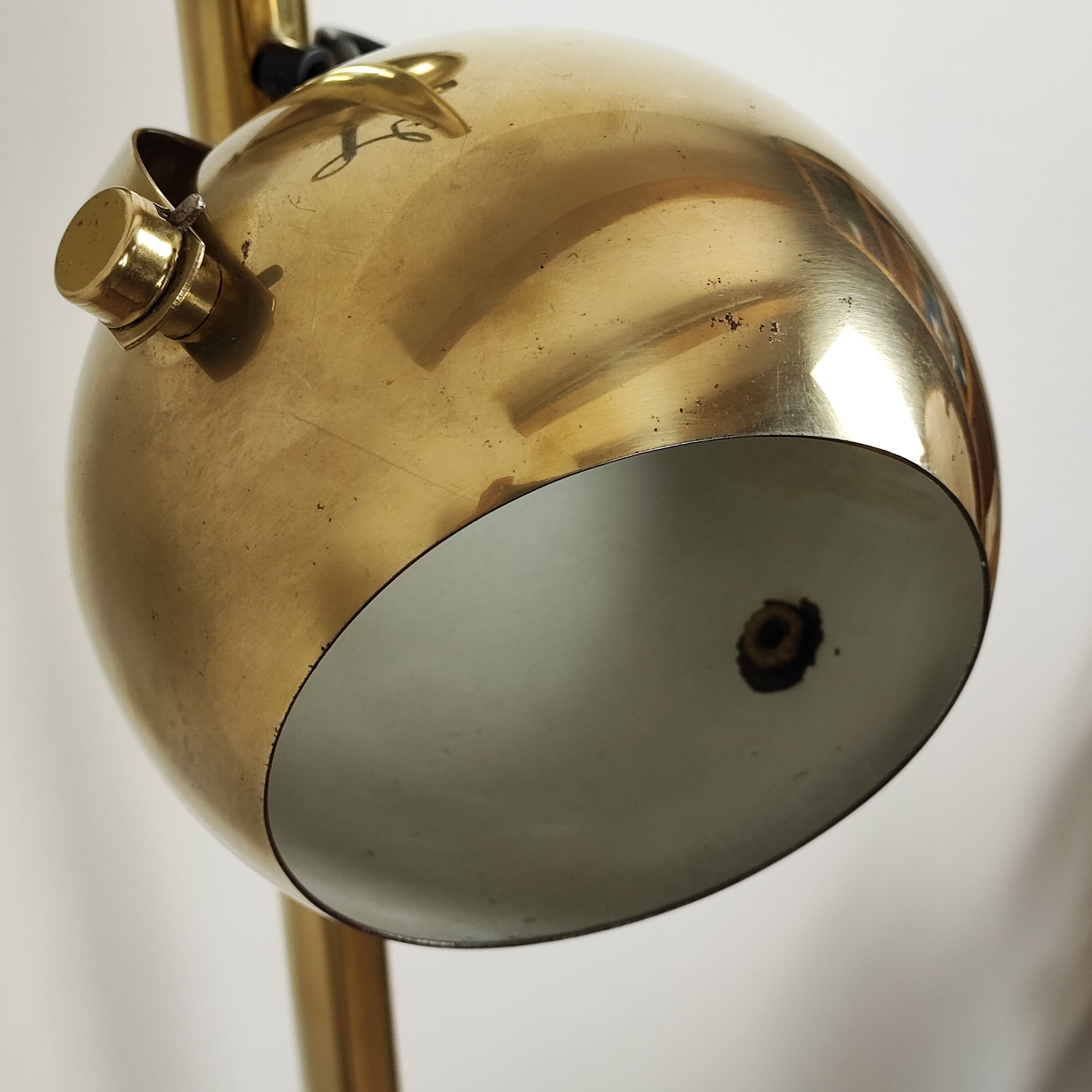 Lamppost Eyeball BDGM