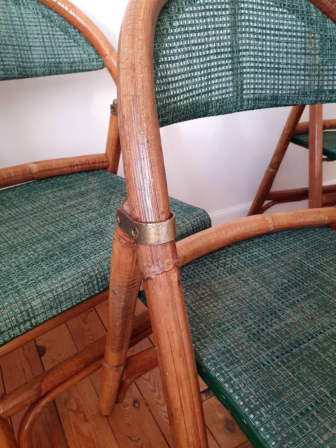 Paire de chaises de bistrot pliantes en rotin