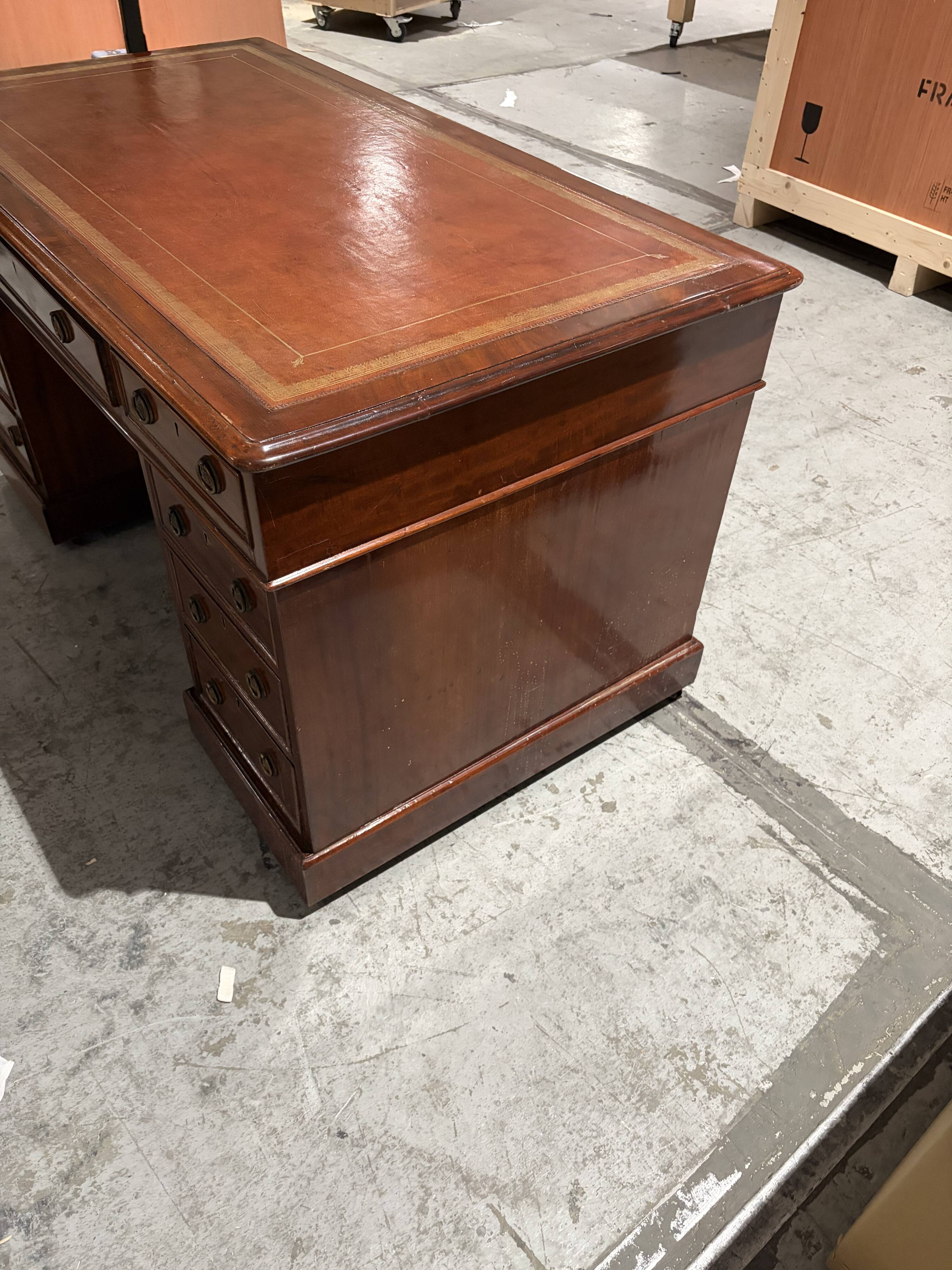 English desk 19th century