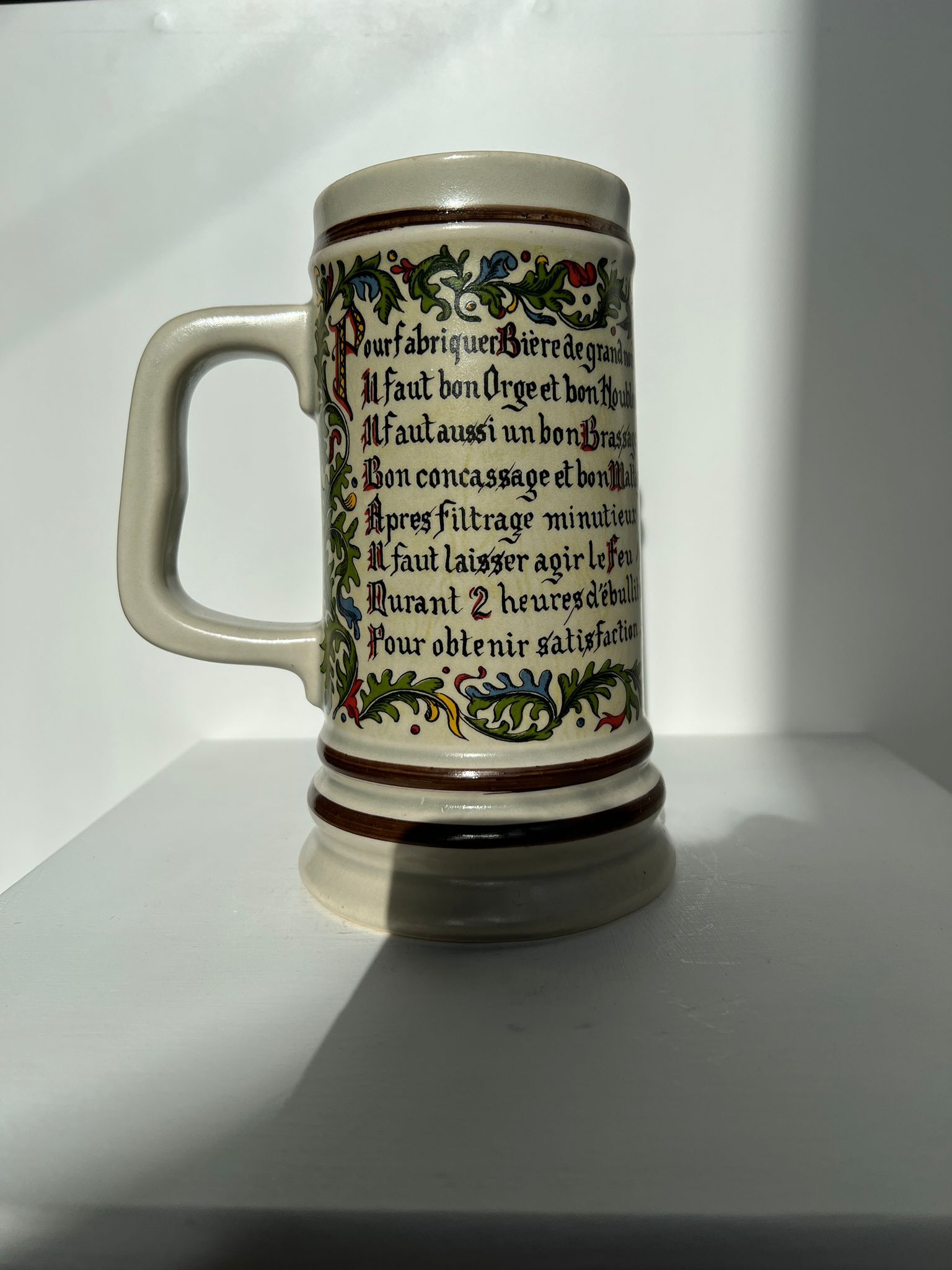 Chope Saint Clément illustrant la recette de la bière H:18cm