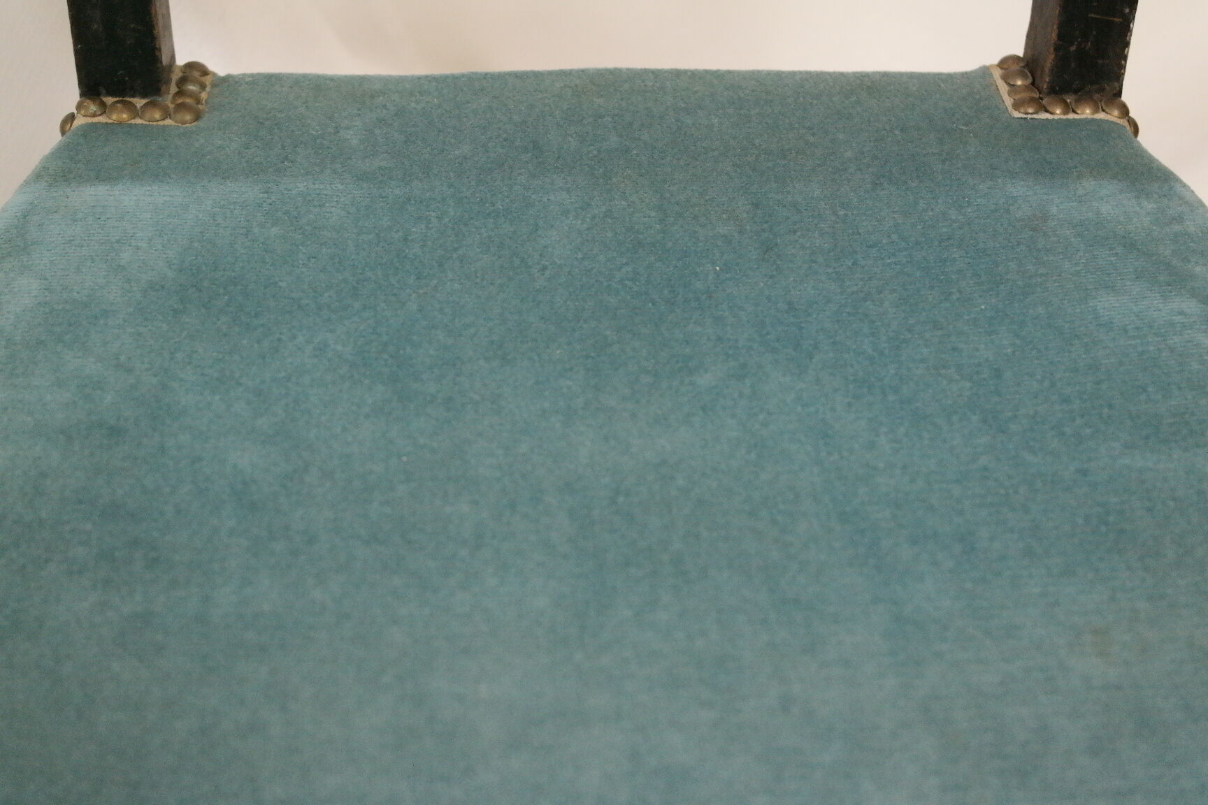 Chair prie-dieu style Napoleon III blackened wood openwork velvet blue