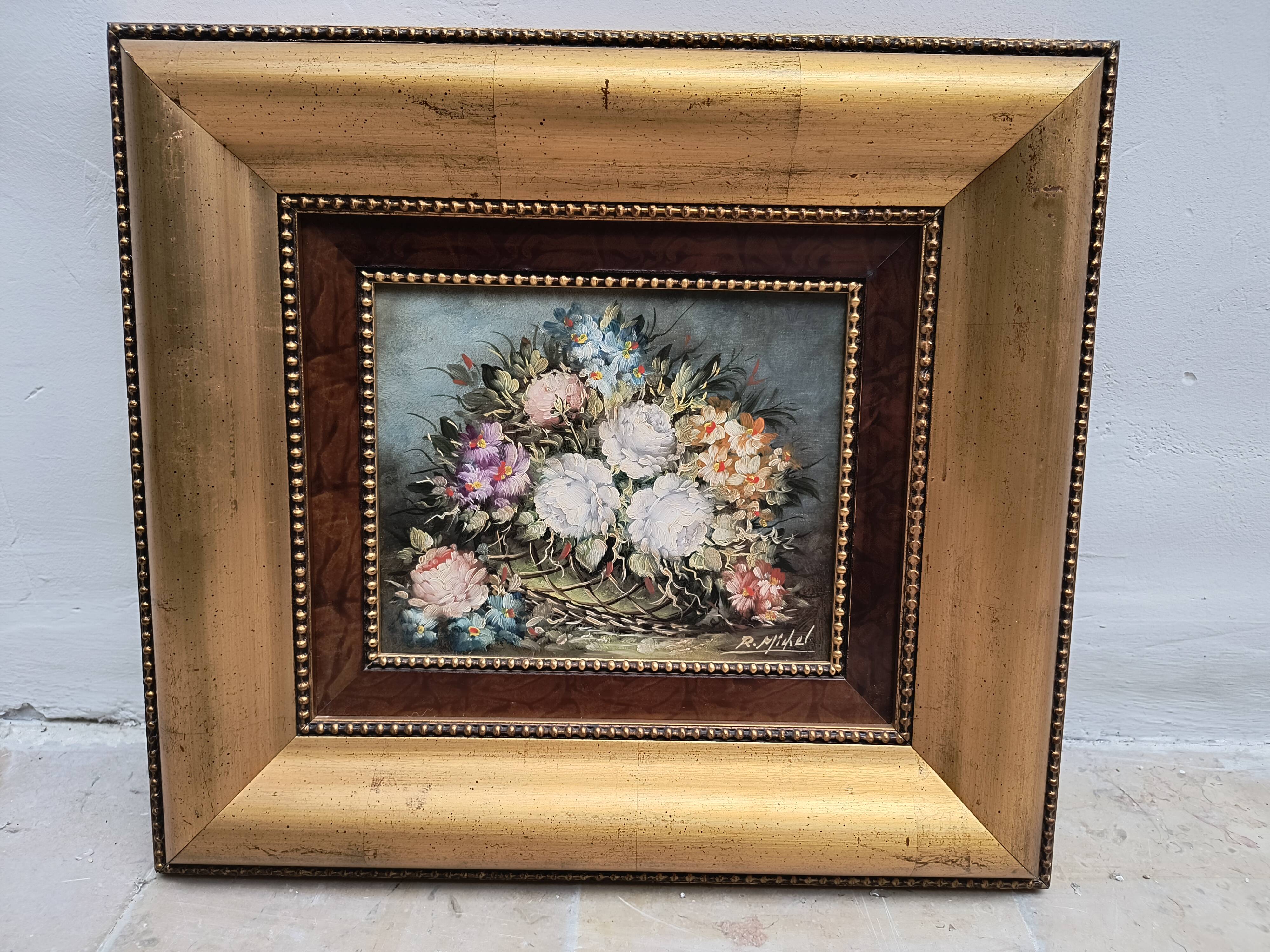 Oil on canvas signed R. Michel - Gilded frame with elm burl.