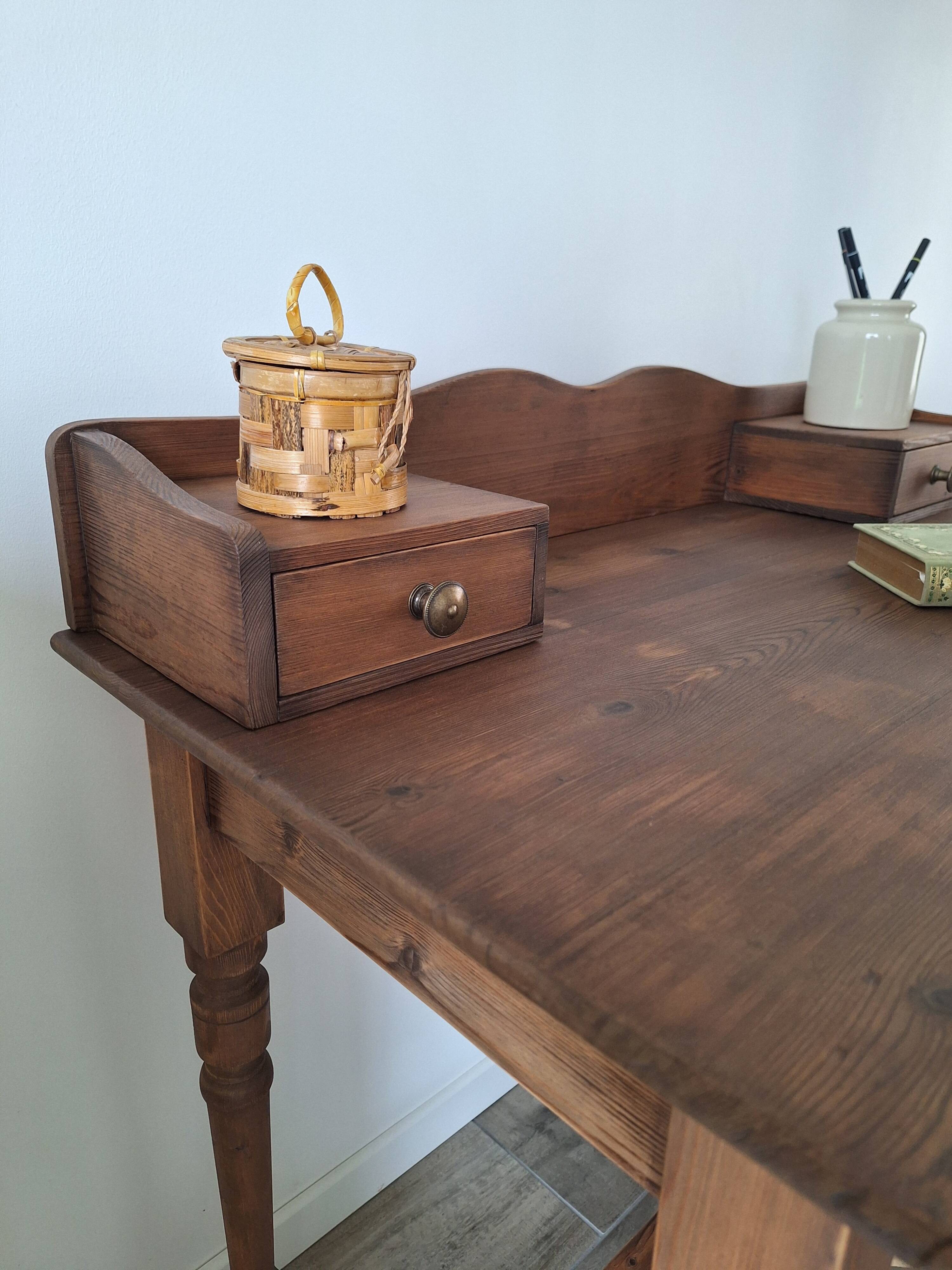 Antique solid wood desk with tiers – metal handles
