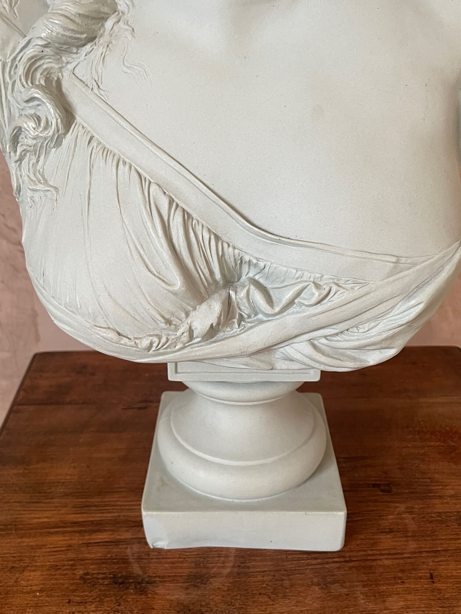 Bust Carrier-belleuse