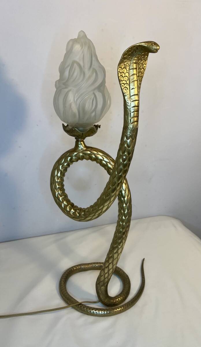 Cobra snake lamp in bronze