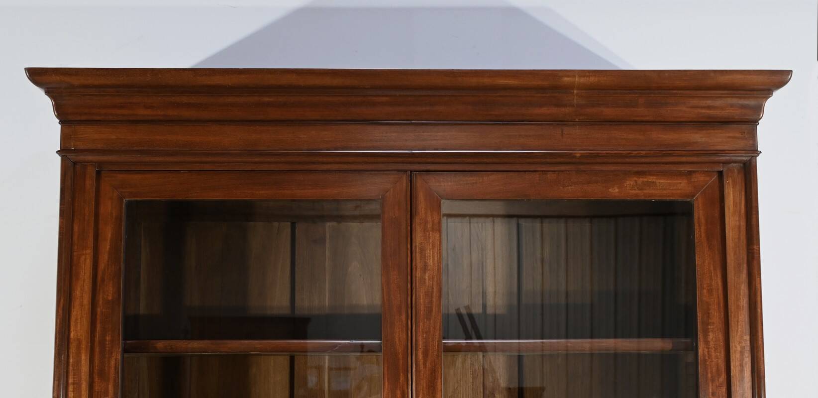 Mahogany Glass Bookcase, Restoration Period – Part 1 of the 19th Century