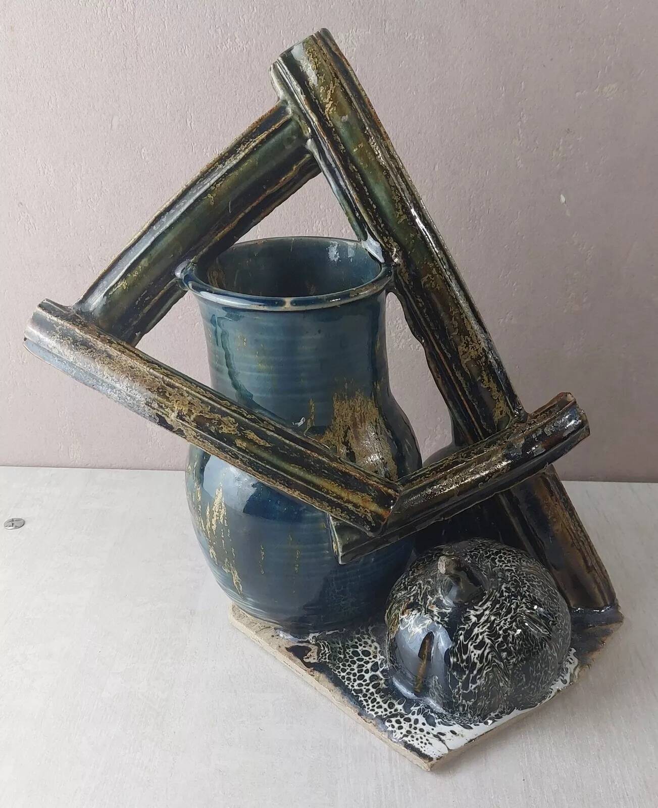 Old terracotta vase, pumpkin decoration, wood, to be identified