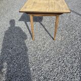 Spindle leg farm table