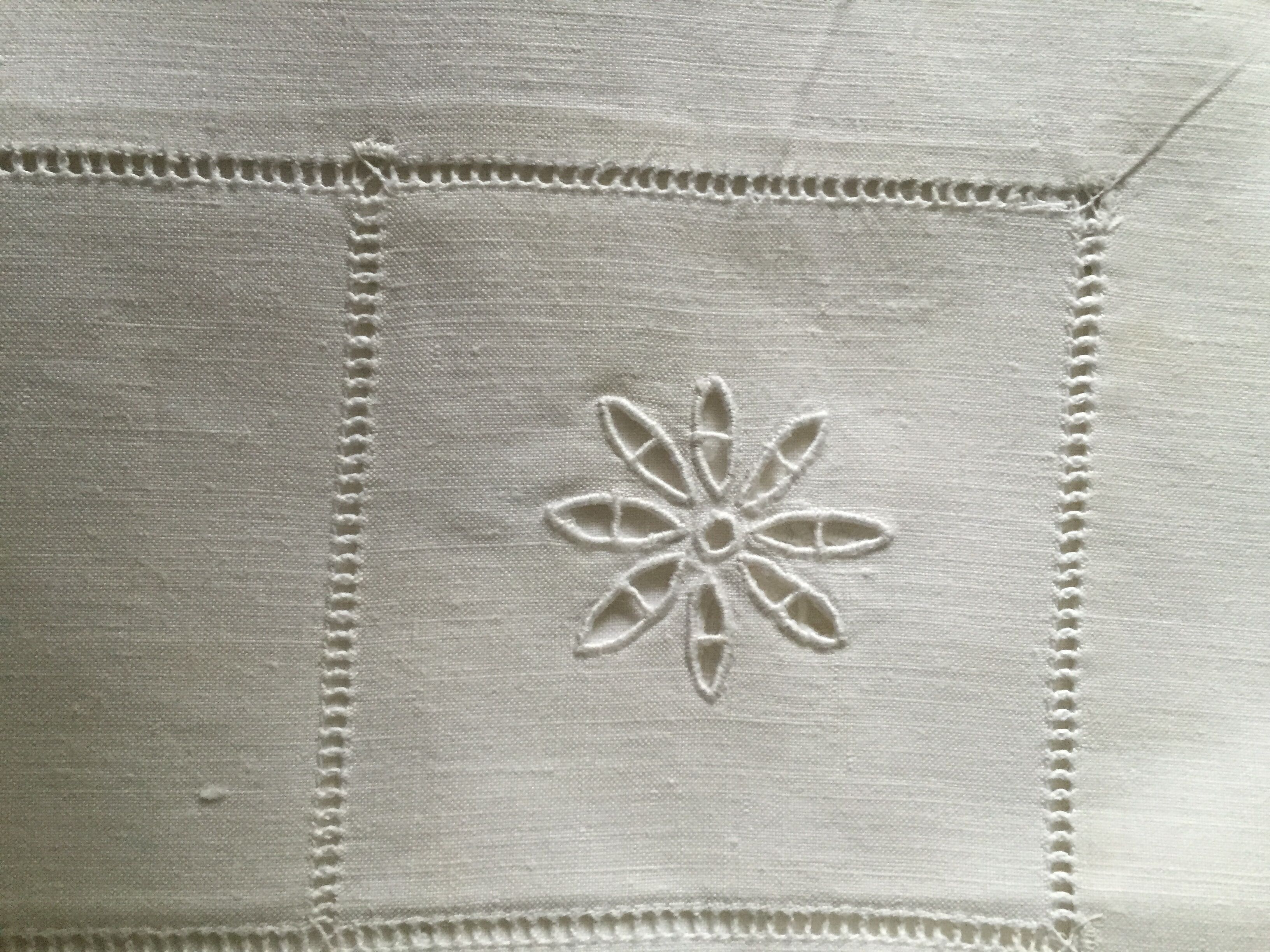 Embroidered linen tablecloth  200 x 255