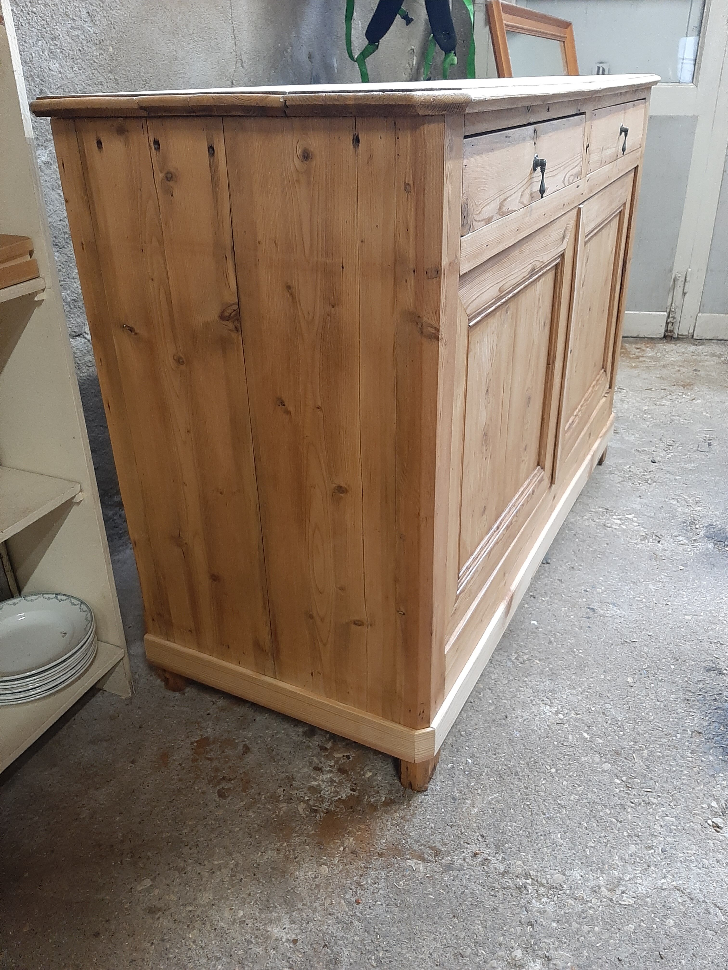 Buffet rustique pin massif