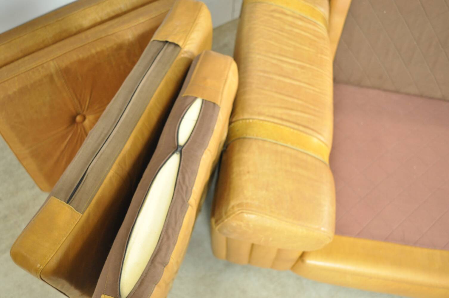 Danish vintage leather 2-seater sofa by svend skipper, 1970s