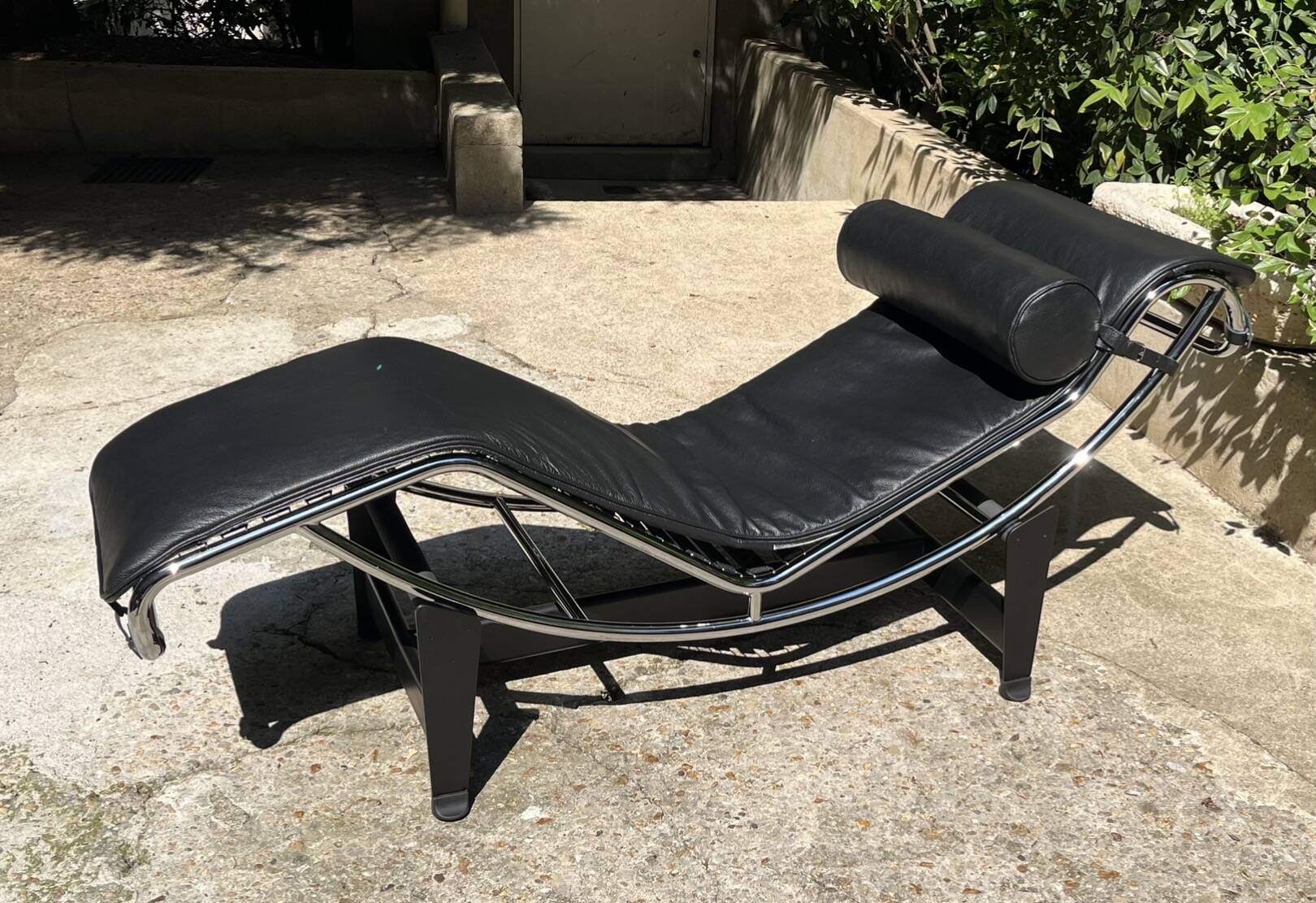 LC4 chair Le Corbusier