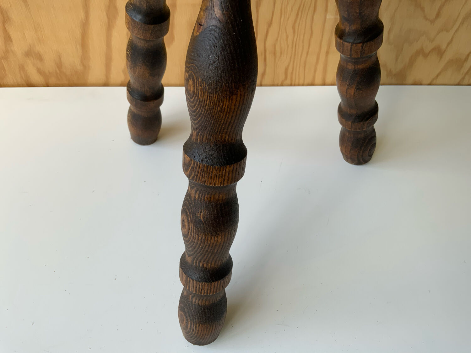Cowherd stool