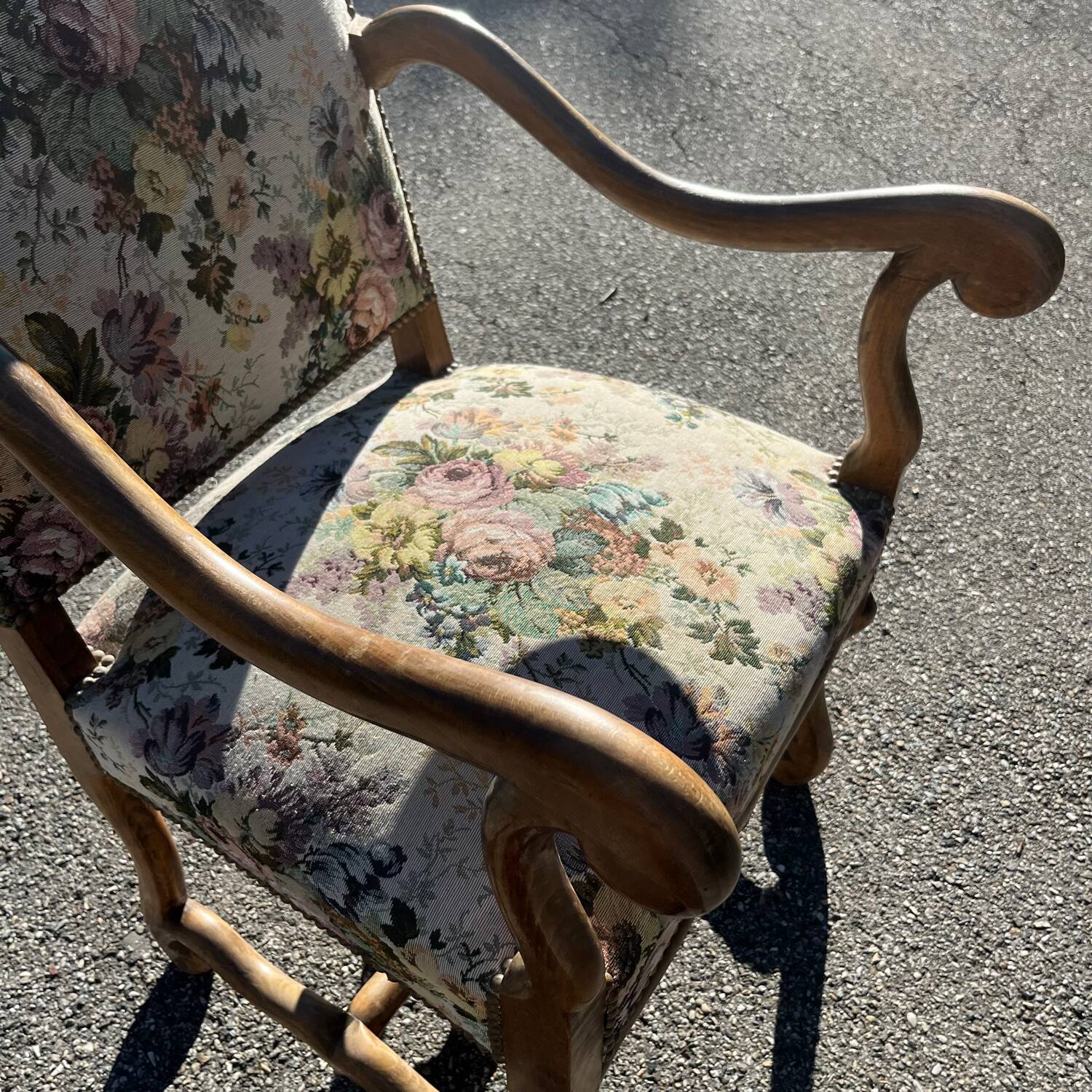 Fauteuil et chaise style Louis XIII