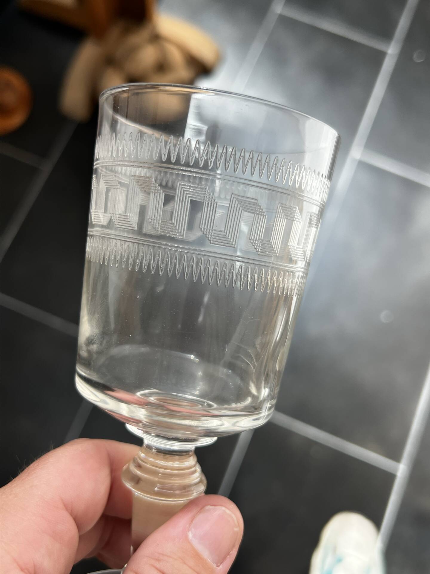 6 verres modèle frise à la grecque - 1890/1910