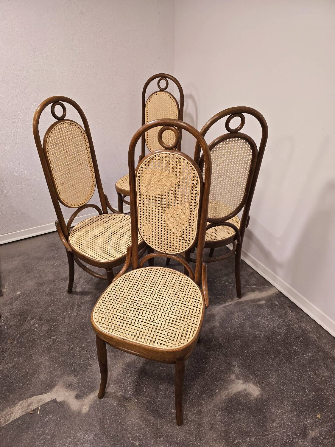 Chaises de salle à manger, bois courbé, M 17, dossier haut, 1 sur 4