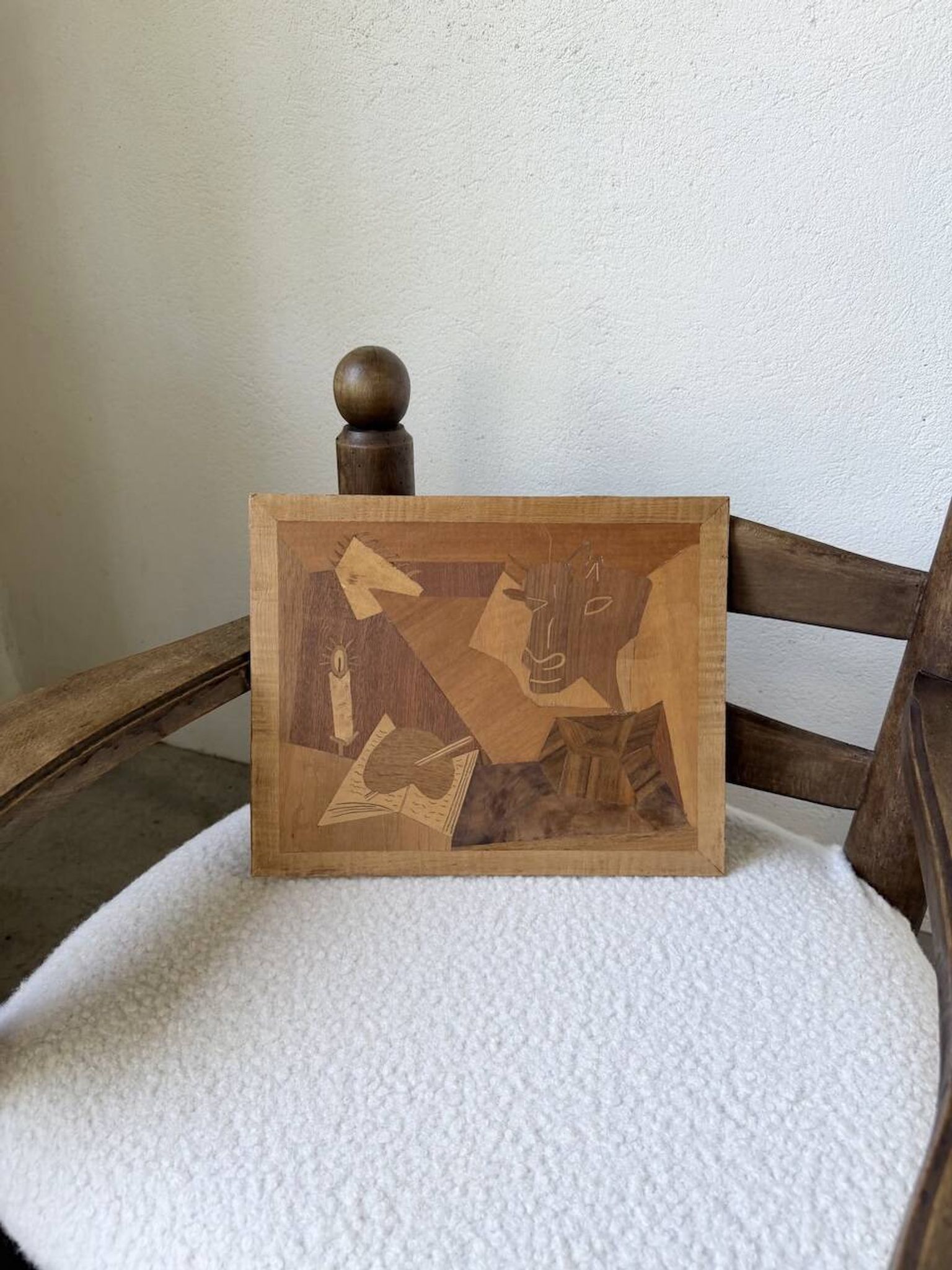 Panneau en marqueterie de bois inspiré de Picasso
