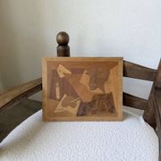 Panneau en marqueterie de bois inspiré de Picasso