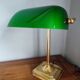 Lampe banquier en laiton et verre vintage