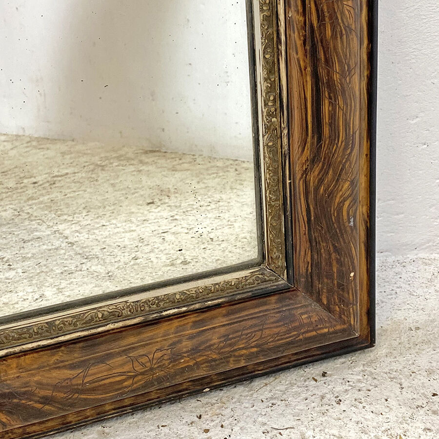 Louis Philippe mirror in wood and varnished stucco