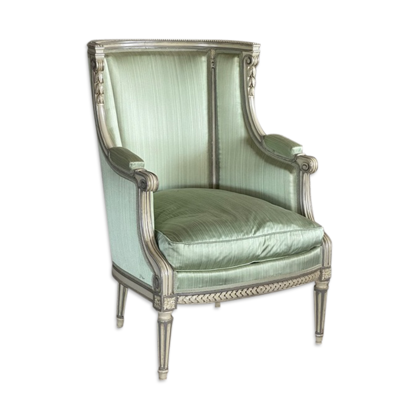 Fauteuil bergère de style Louis XVI