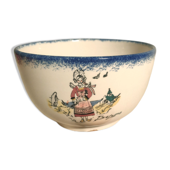 Hand-painted Brittany bowl
