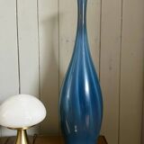 Grand vase en verre bleu