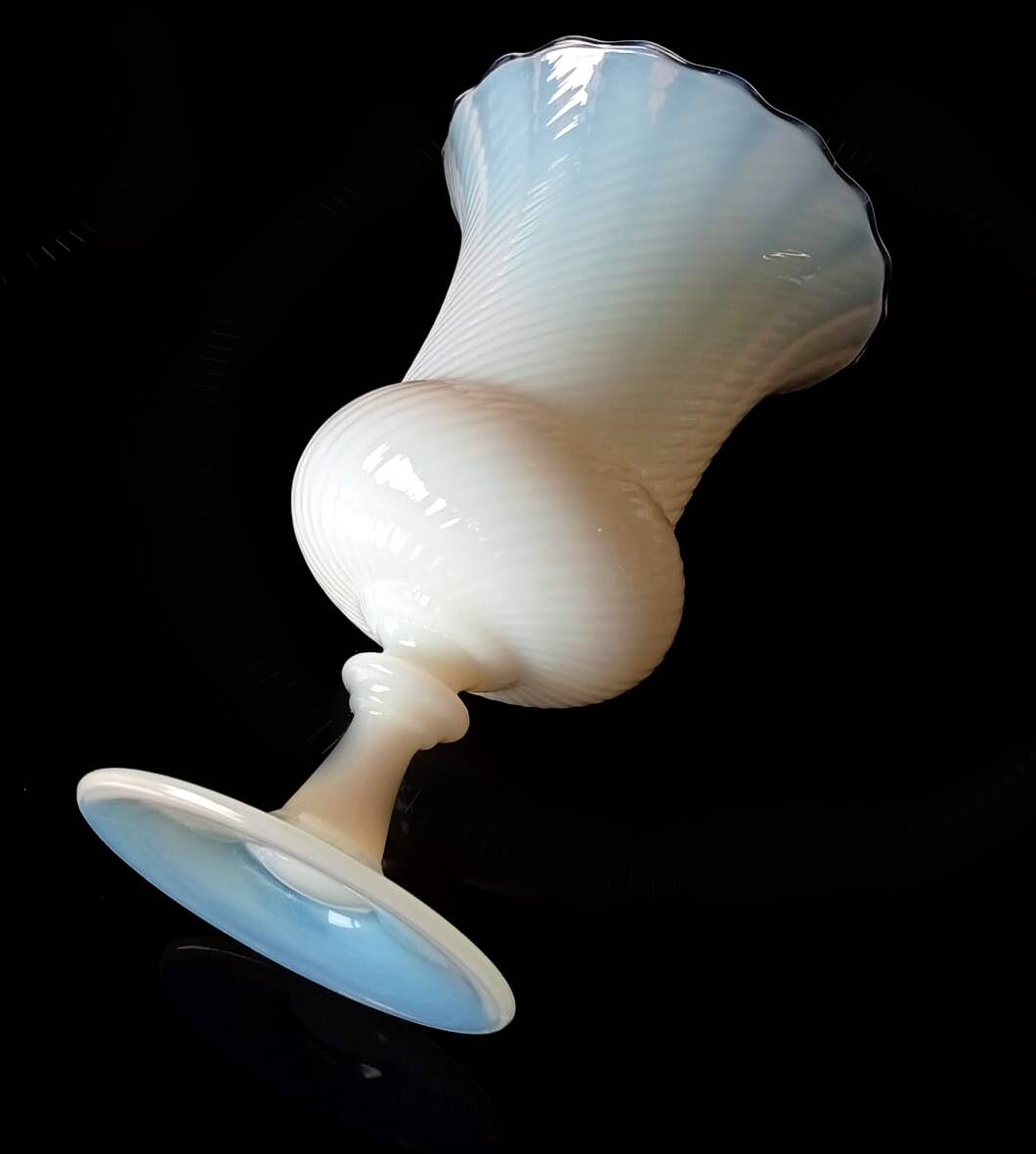 Striped white opaline vase coupe