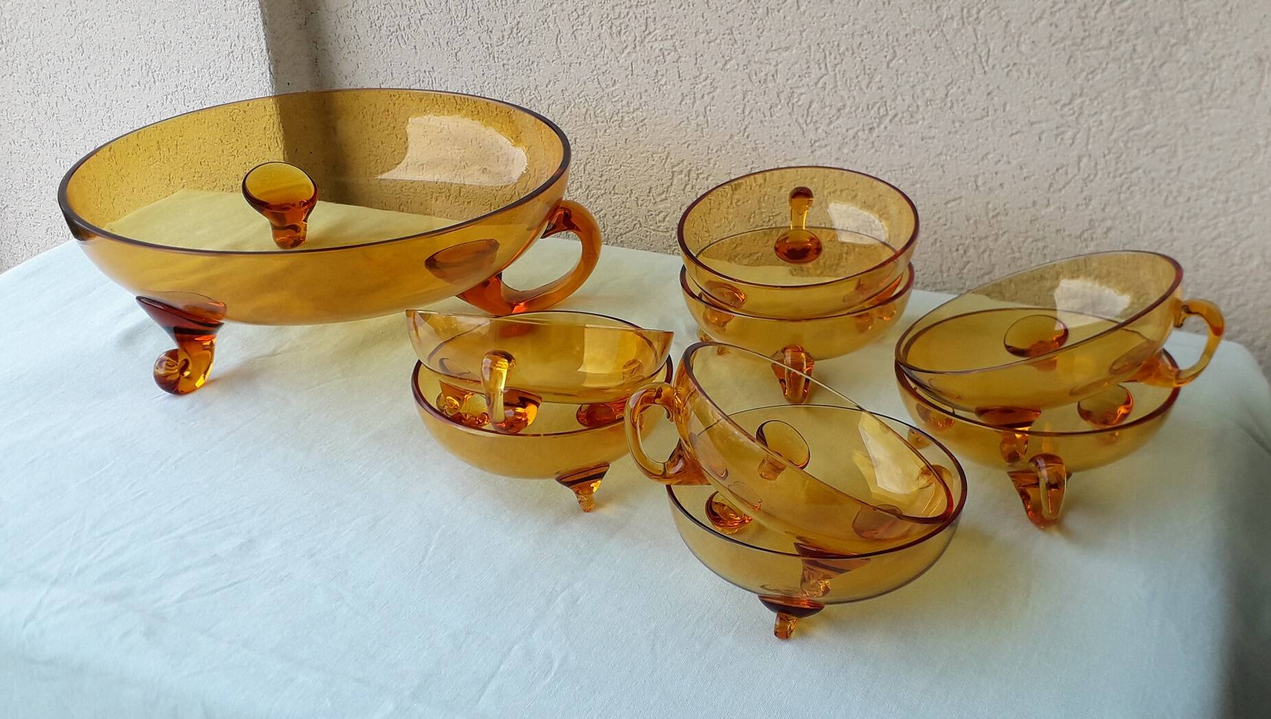 Glass dessert service