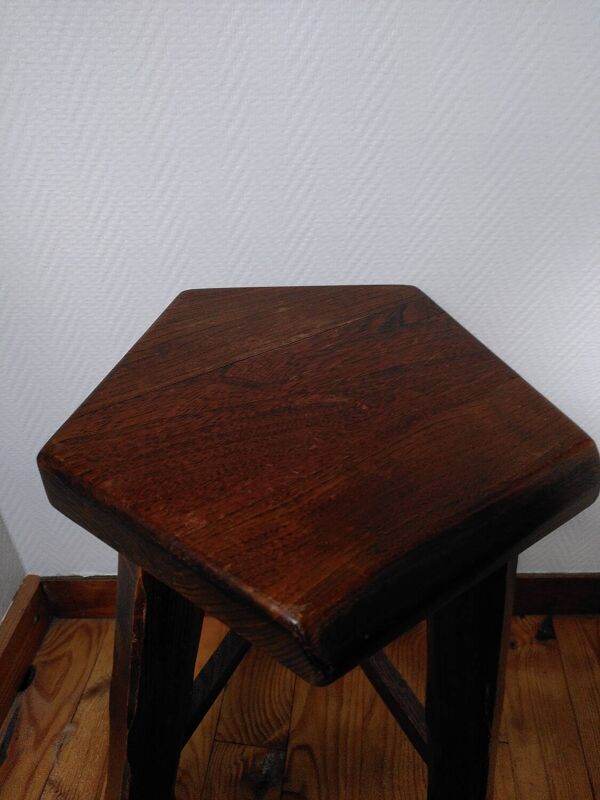 Tabouret haut brutaliste