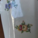 Porcelain sugar bowl with floral decoration