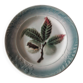 Assiette barbotine les chataignes XXème