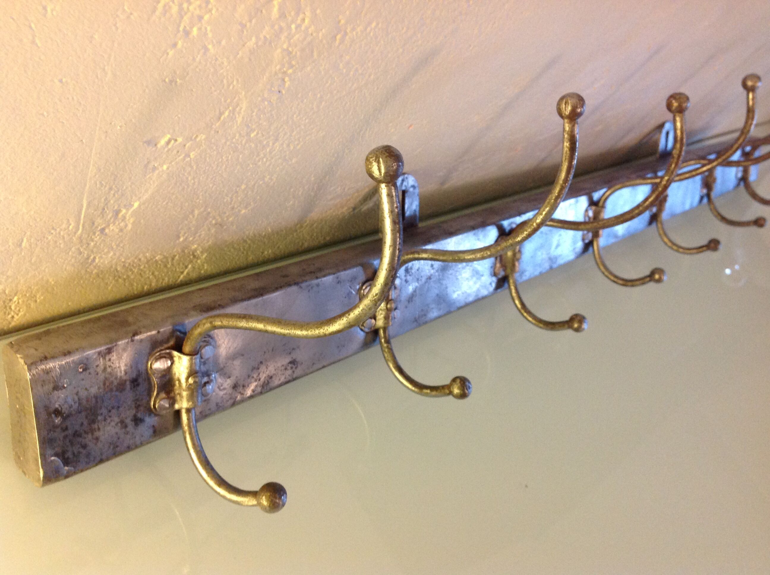 Coat rack with seven-headed metal industrial style / vintage 50-60s