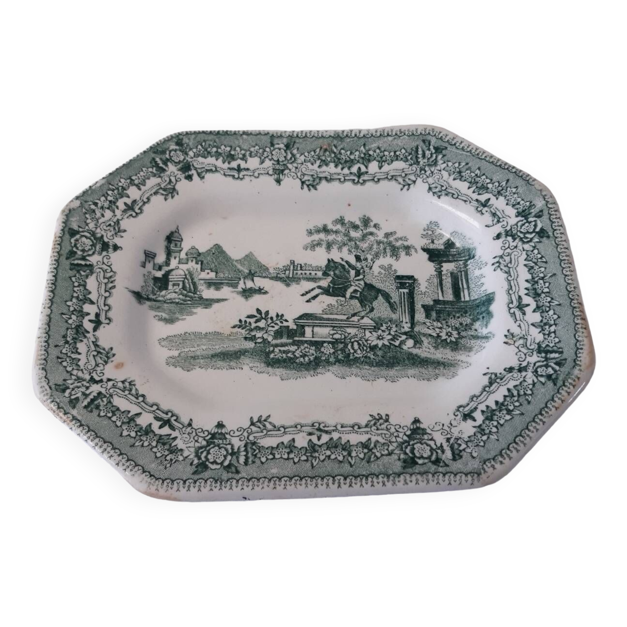 Old sacavem ravier in portugal