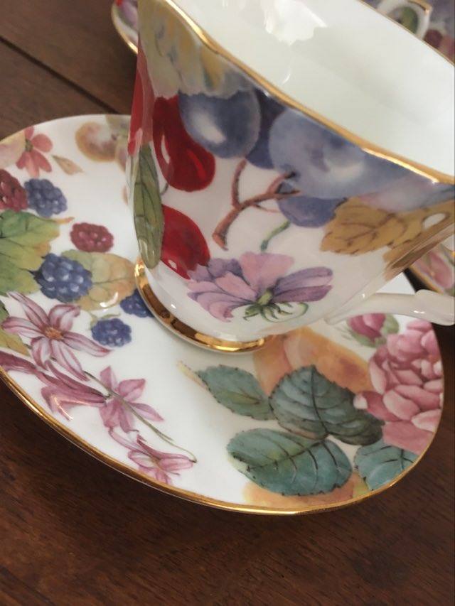 Coffee service in porcelain stamped Duchess